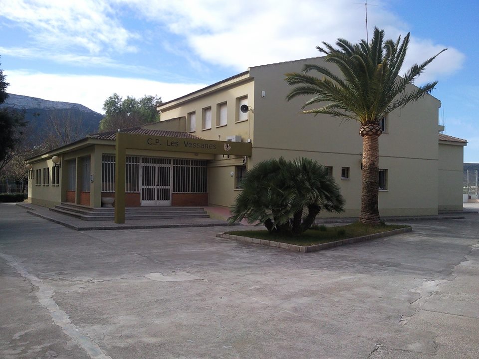 EXTRAESCOLAR LES VESSANES DENIA 2025-2026